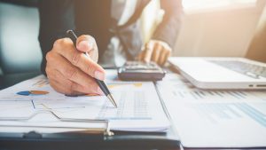 Pourquoi confier la gestion de ses comptes à un expert-comptable à Calais ?